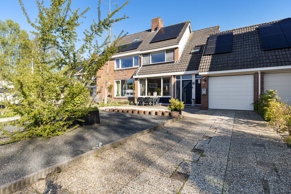 Hoofdafbeelding Tonnistil 12