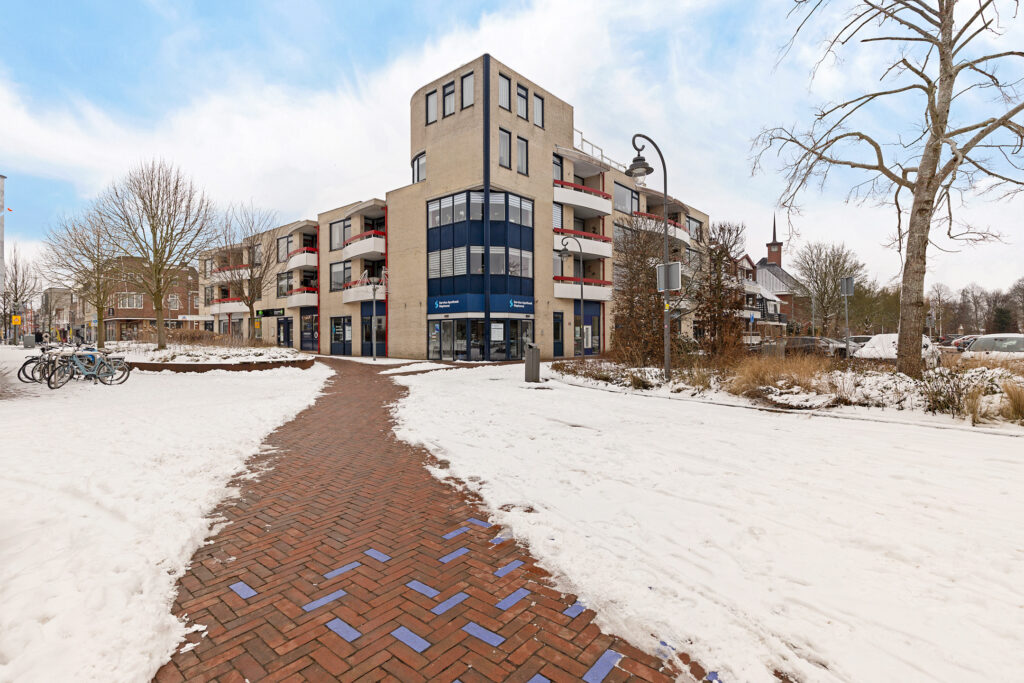 Hoofdafbeelding Johan van den Kornputplein 30